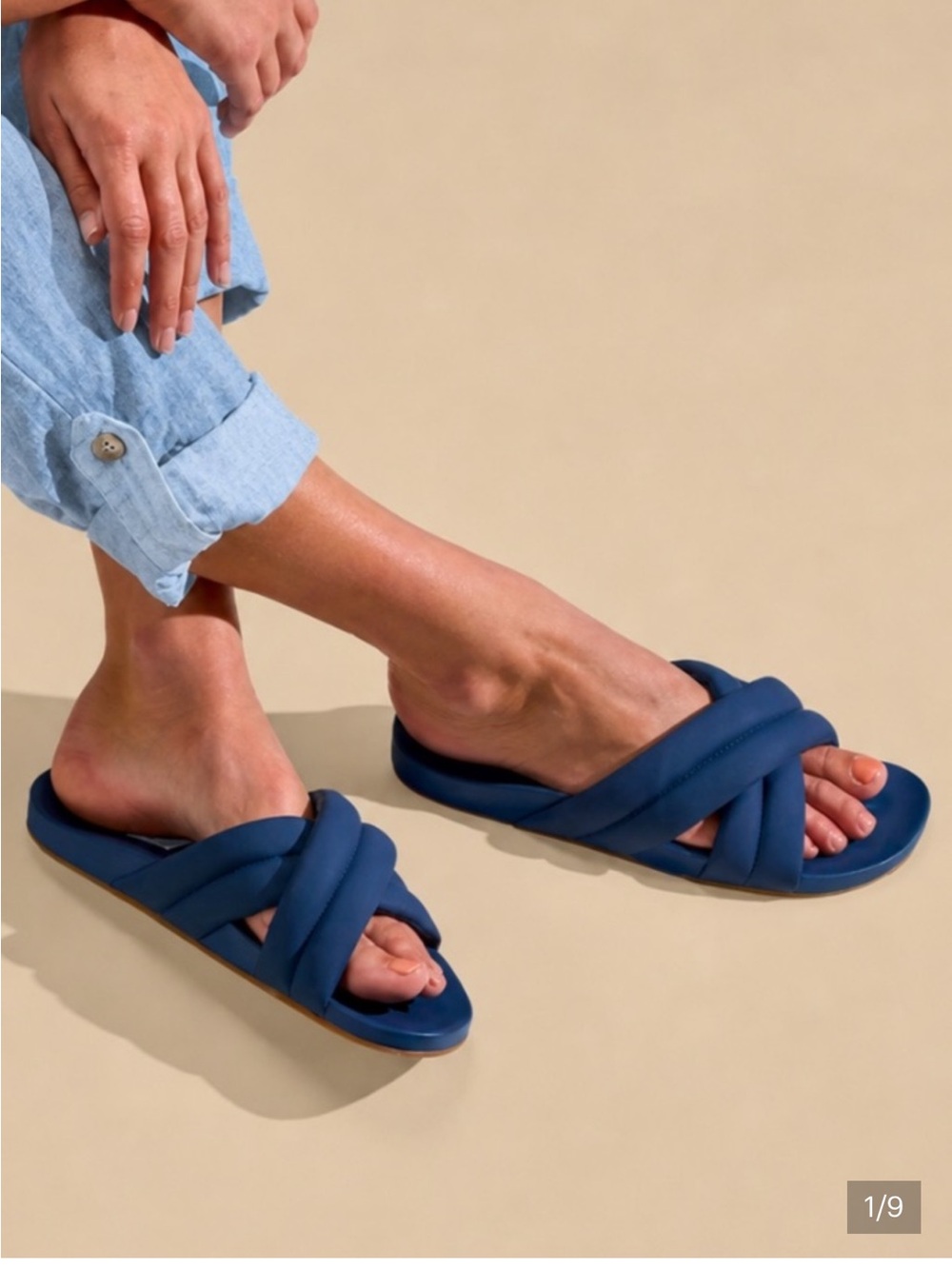 Olukai sandals size 8